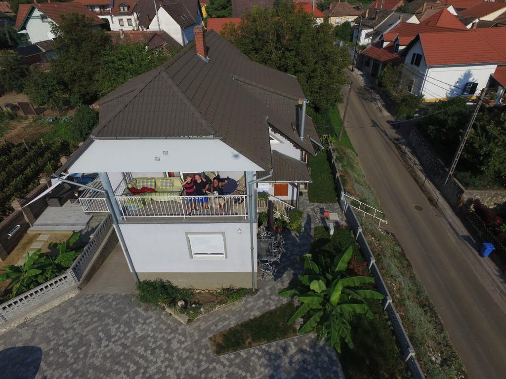 Szabó Vendégház Villány Extérieur photo